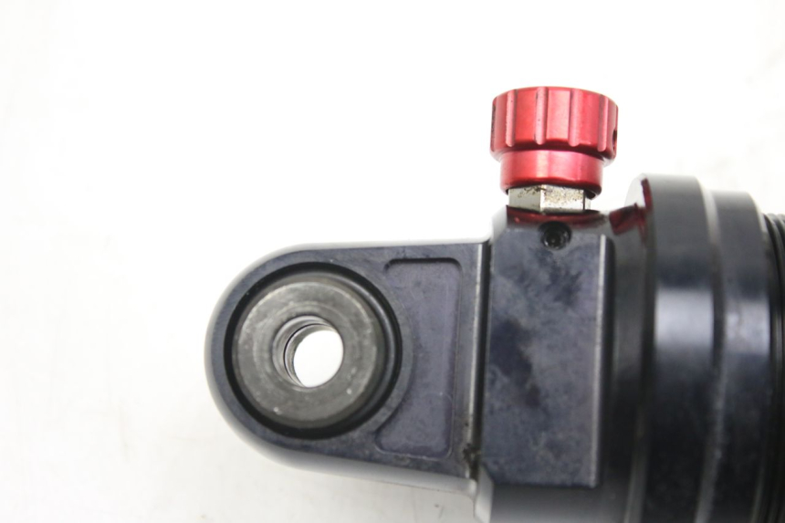 photo de REAR SHOCK ABSORBER TRIUMPH SPRINT ST 955 (1999 - 2001) - Zoom on usage condition