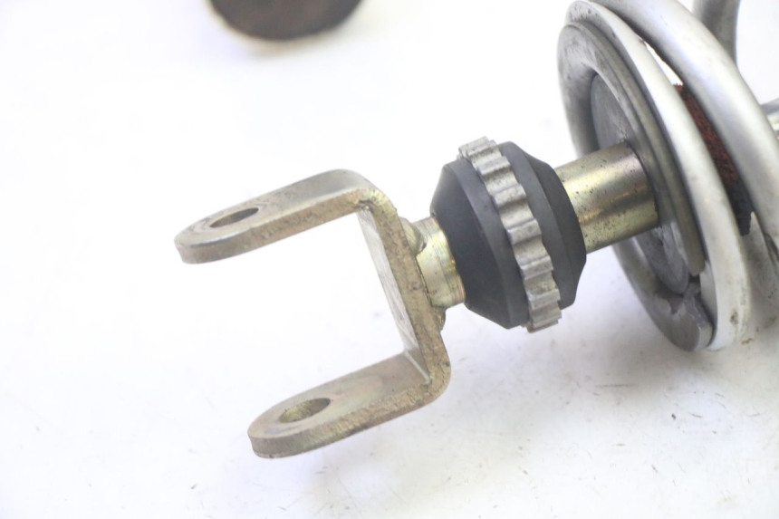 photo de REAR SHOCK ABSORBER YAMAHA TTR 125 (2000 - 2020) - Zoom on usage condition
