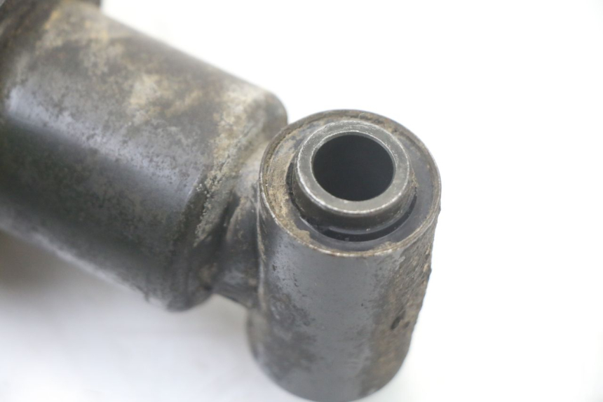 photo de REAR SHOCK ABSORBER YAMAHA TZR 50 (2008 - 2016) - Fixing points details