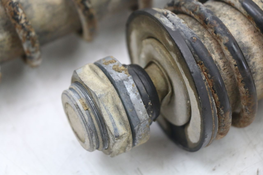 photo de FRONT SHOCK ABSORBER HONDA TRX 300 (1988 - 2000) - Alternative perspective