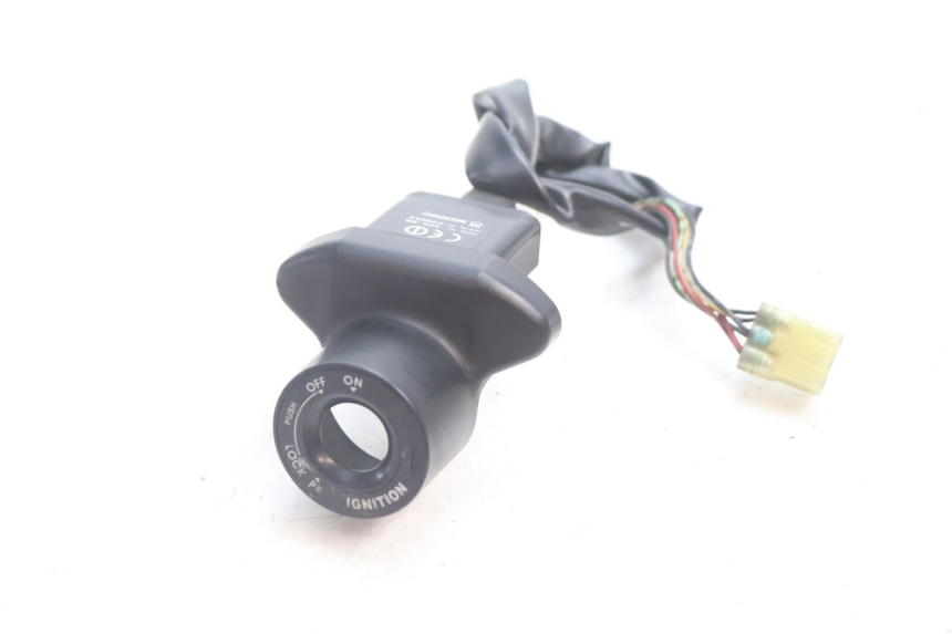 photo de TRANSPONDER ANTENNA YAMAHA FJR 1300 (2001 - 2005) - Main view