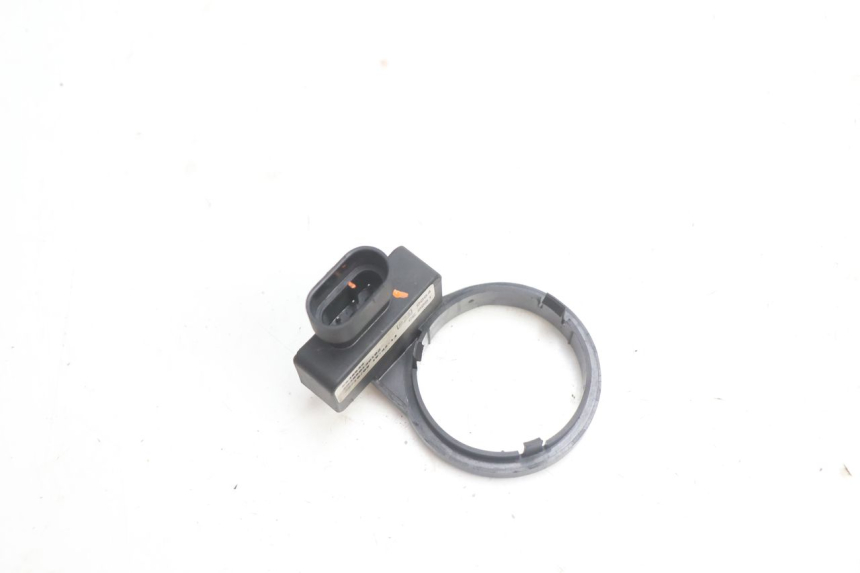 photo de TRANSPONDER ANTENNA PIAGGIO MP3 LT 400 (2007 - 2012) - Zoom on usage condition