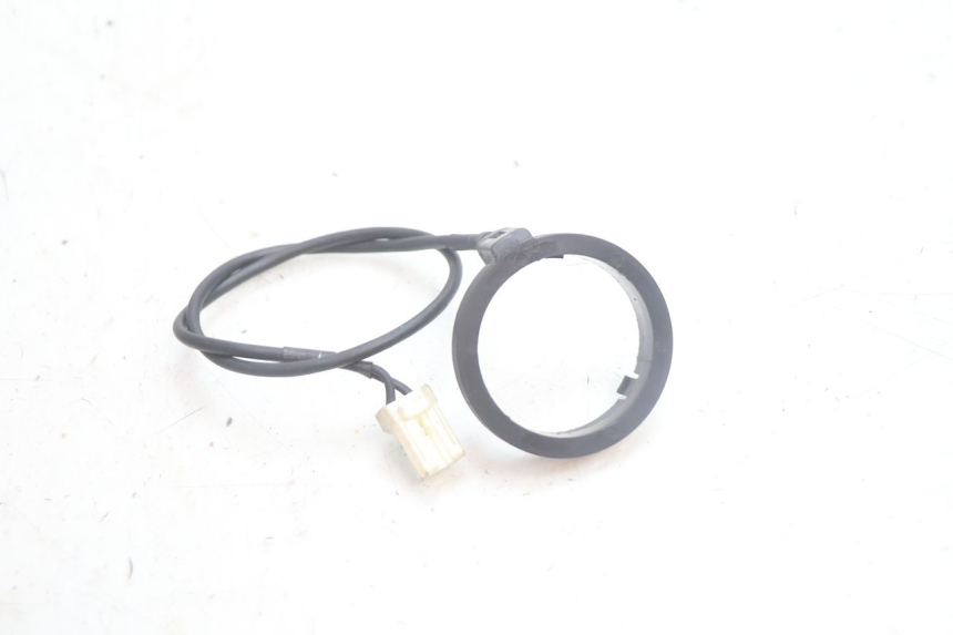 photo de TRANSPONDER ANTENNA PIAGGIO MP3 125 (2006 - 2014) - Component detail