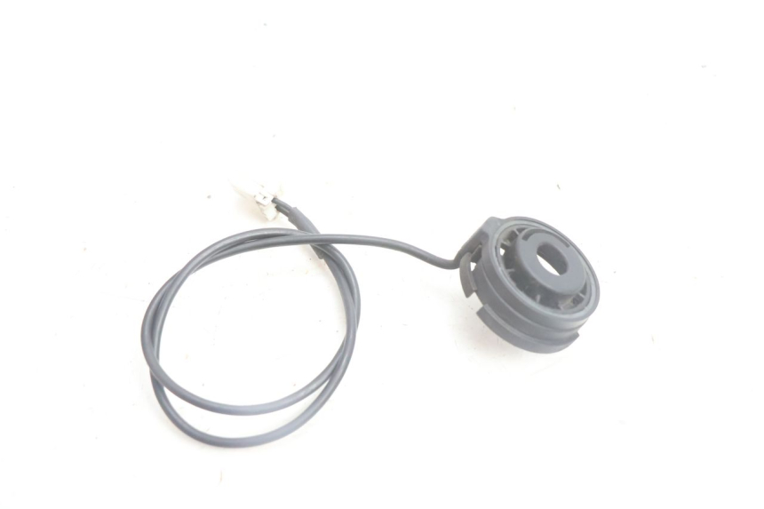 photo de TRANSPONDER ANTENNA PEUGEOT SATELIS 125 (2006 - 2009) - Zoom on usage condition