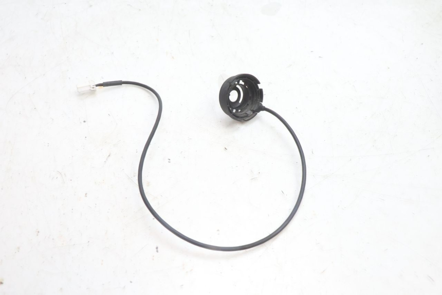 photo de TRANSPONDER ANTENNA PEUGEOT SATELIS 125 (2006 - 2009) - Alternative perspective