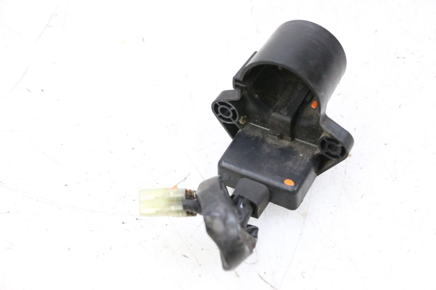 photo de TRANSPONDER ANTENNA YAMAHA XMAX X-MAX 125 (2006 - 2009) - Alternative perspective