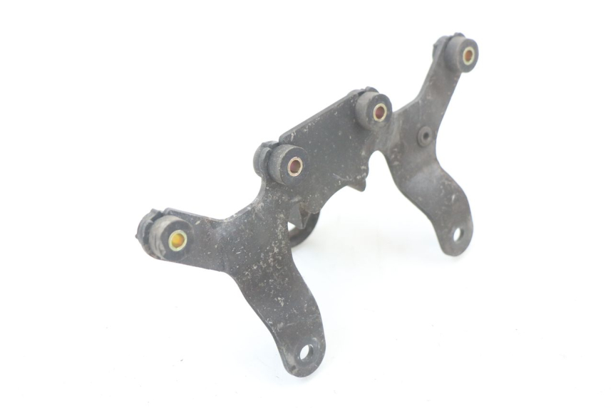 photo de SPEEDOMETER BRACKET SUZUKI GN 125 (1997 - 2000) - Alternative perspective