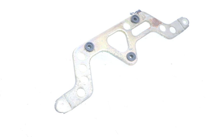 photo de SPEEDOMETER BRACKET KAWASAKI GPX R WARBIRD 600 (1988 - 1993) - Alternative perspective