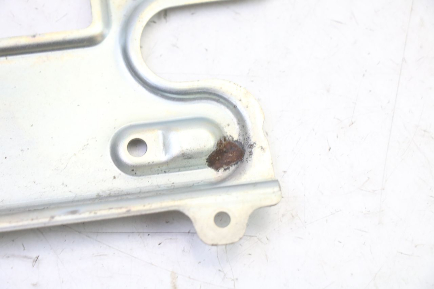 photo de SPEEDOMETER BRACKET APRILIA SXR 50 (2021 - 2023) - Technical close-up