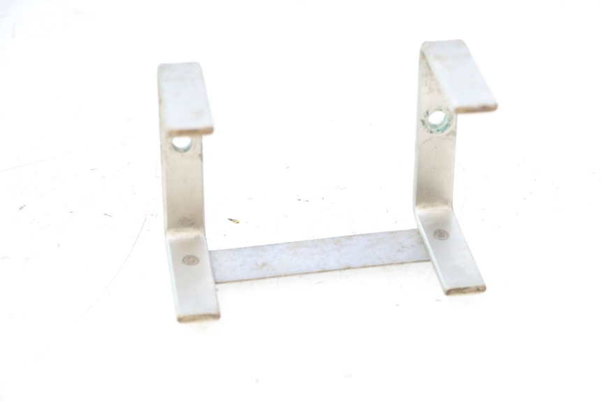 photo de SPEEDOMETER BRACKET YAMAHA WAVE RUNNER GP R 1200 (2000 - 2003) - Component detail