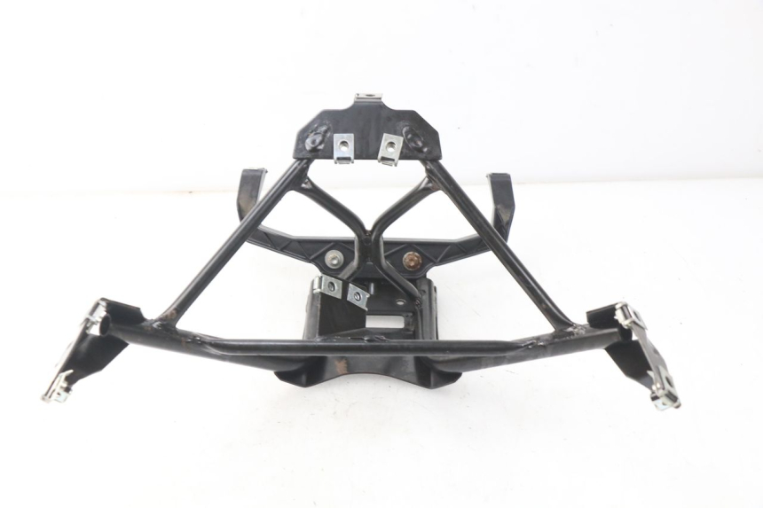 photo de FRONT FAIRING BRACKET APRILIA ATLANTIC 125 (2003 - 2009) - Zoom on usage condition