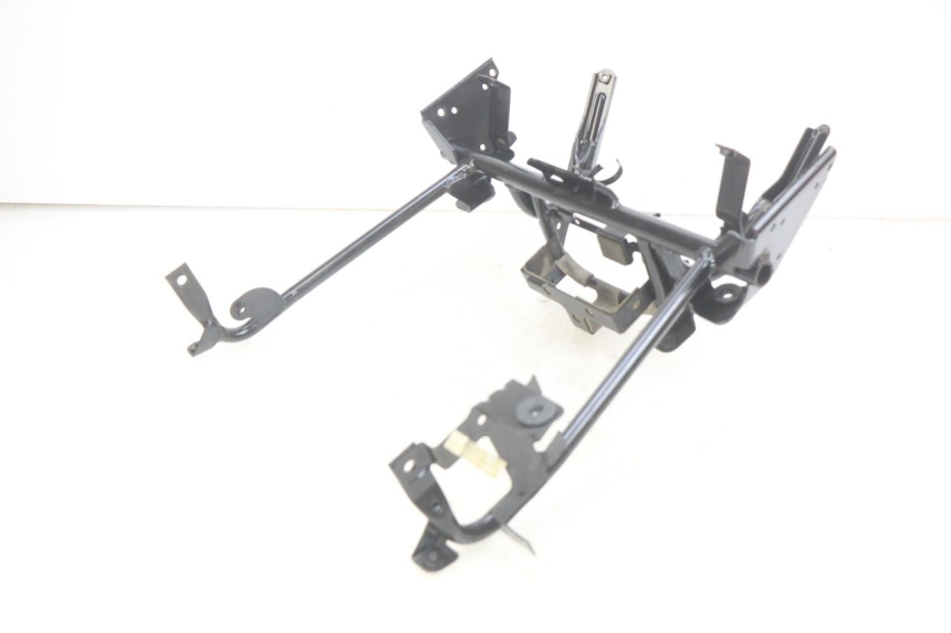 photo de FRONT FORK BRACE SUZUKI BURGMAN 650 (2002 - 2004) - Component detail