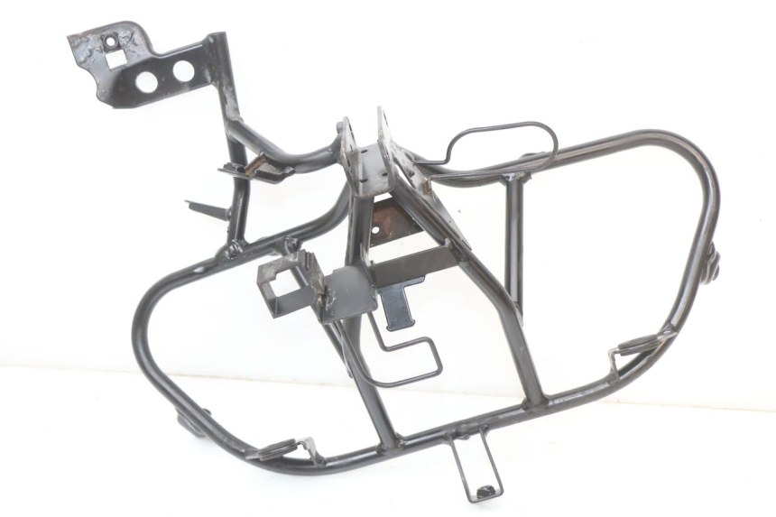 photo de FRONT FAIRING BRACKET SUZUKI BURGMAN 125 (2007 - 2014) - Component detail