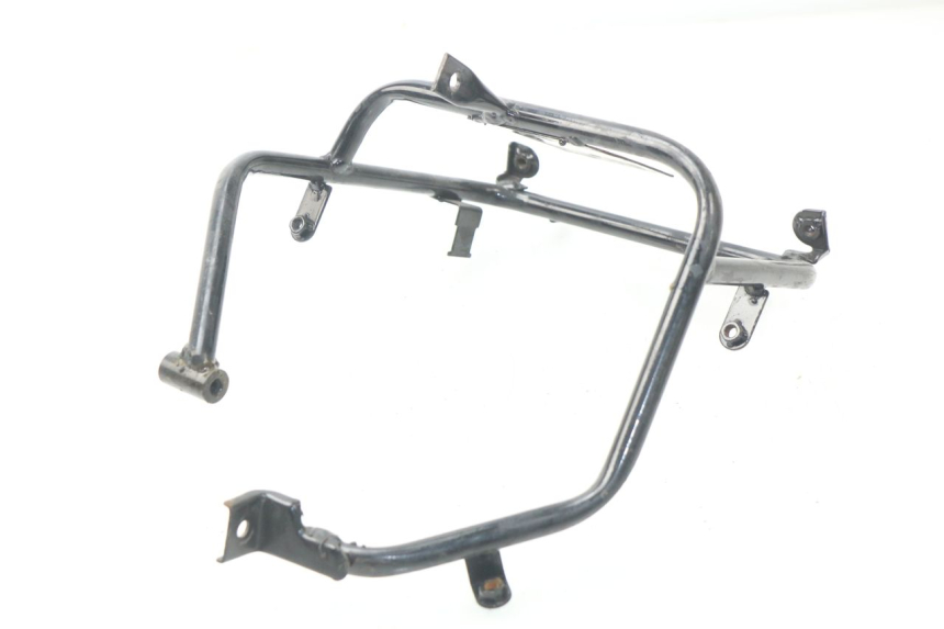 photo de FRONT FAIRING BRACKET ERIDER CARGO 1 (2009 - 2018) - Component detail