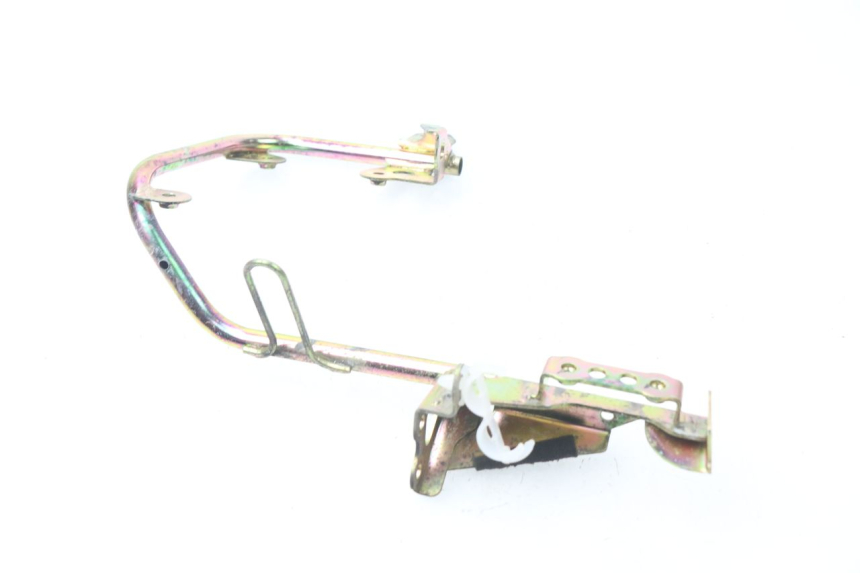 photo de FRONT FAIRING BRACKET YAMAHA CYGNUS X 125 (2004 - 2007) - Zoom on usage condition