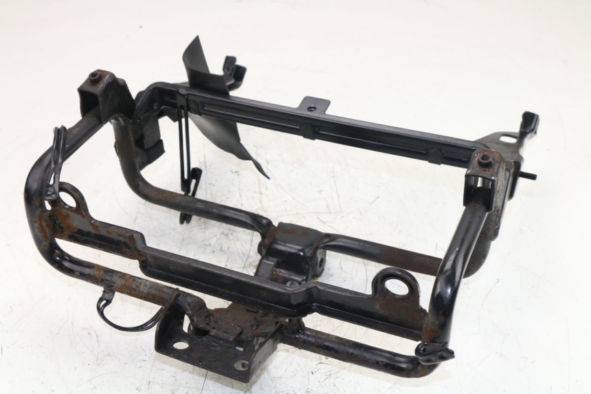 photo de FRONT FAIRING BRACKET SYM JOYRIDE 125 (2002 - 2009) - Main view