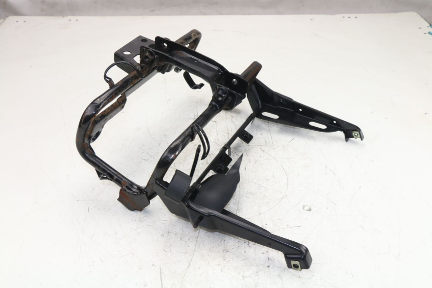 photo de FRONT FAIRING BRACKET SYM JOYRIDE 125 (2002 - 2009) - Component detail