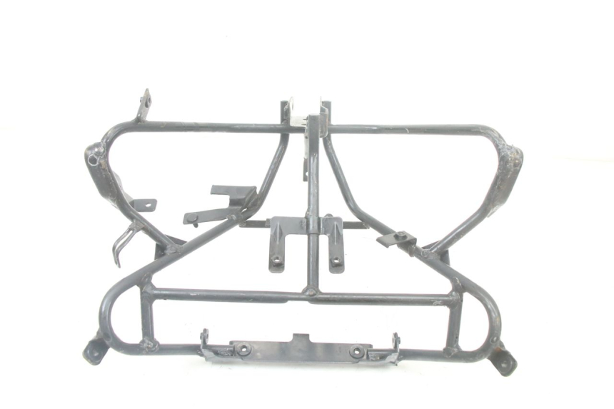 photo de FRONT FAIRING BRACKET KYMCO GRAND DINK 125 (2008 - 2014) - Technical close-up