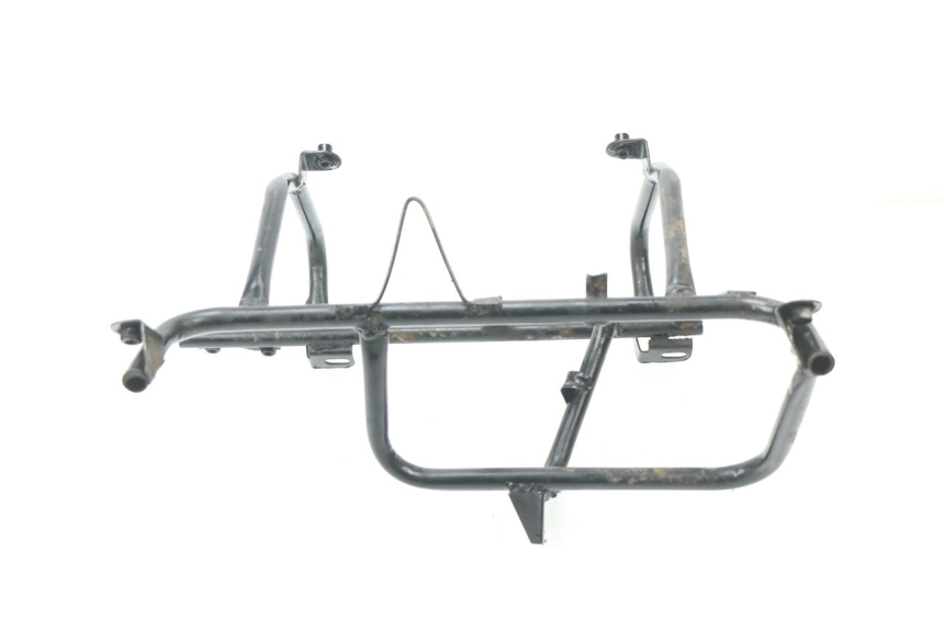 photo de FRONT FAIRING BRACKET LINHAI MONARCH 125 (2003 - 2005) - Zoom on usage condition
