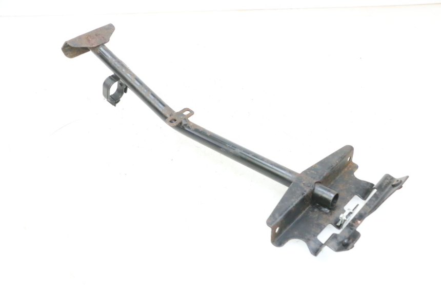 photo de FRONT FAIRING BRACKET PIAGGIO MP3 RL 250 (2006 - 2010) - Zoom on usage condition