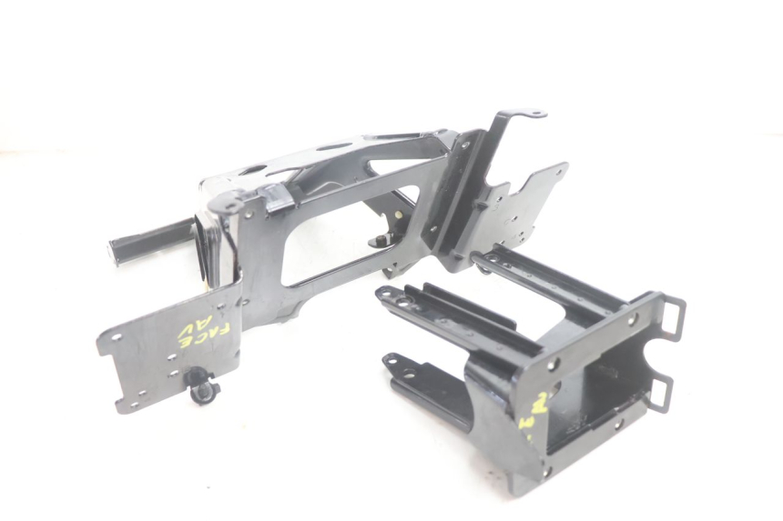photo de FRONT FAIRING BRACKET HARLEY DAVIDSON ROAD GLIDE FLTRXSE 1920 (2018 - 2022) - Product overview
