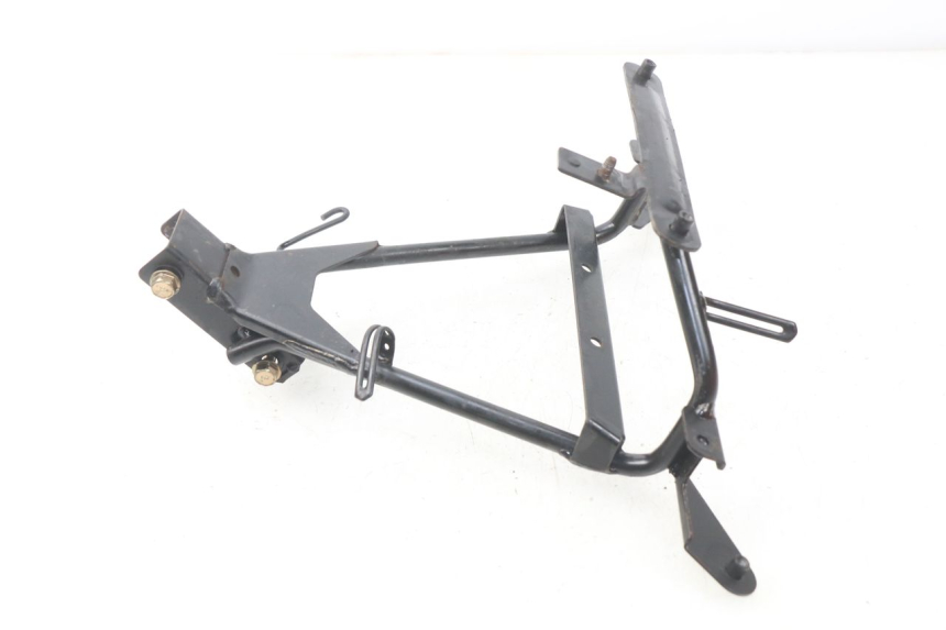 photo de FRONT FAIRING BRACKET DAELIM S2 FI 125 (2008 - 2017) - Zoom on usage condition