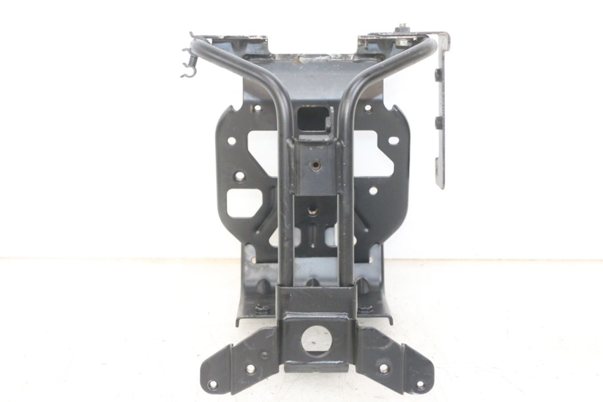 photo de FRONT FAIRING BRACKET PEUGEOT SATELIS 125 (2013 - 2018) - Main view