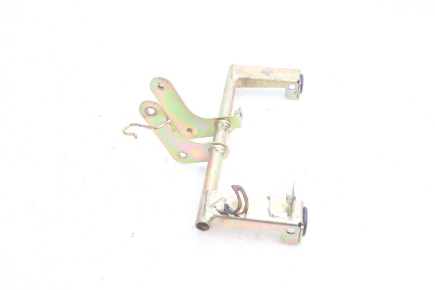 photo de FRONT FAIRING BRACKET HONDA SH 125 (2001 - 2003) - Component detail
