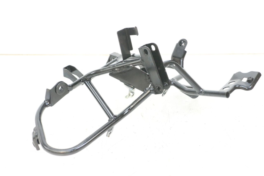 photo de FRONT FAIRING BRACKET SUZUKI BURGMAN 125 (2018 - 2021) - Component detail
