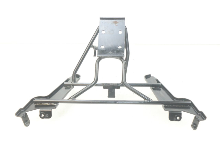 photo de FRONT FAIRING STAY TGB X-MOTION XMOTION 125 (2008 - 2014) - Zoom on usage condition