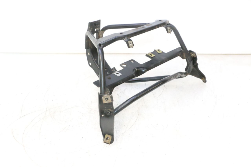 photo de FRONT FAIRING BRACKET PIAGGIO X8 STREET 125 (2006 - 2007) - Product overview