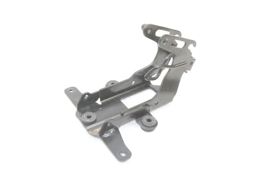 photo de FRONT FAIRING BRACKET YAMAHA TRACER 7 700 (2020 - 2024) - Surface and material condition