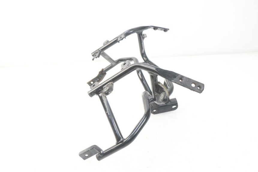 photo de FRONT FAIRING BRACKET HYOSUNG COMET GTR 125 (2007 - 2014) - Technical close-up