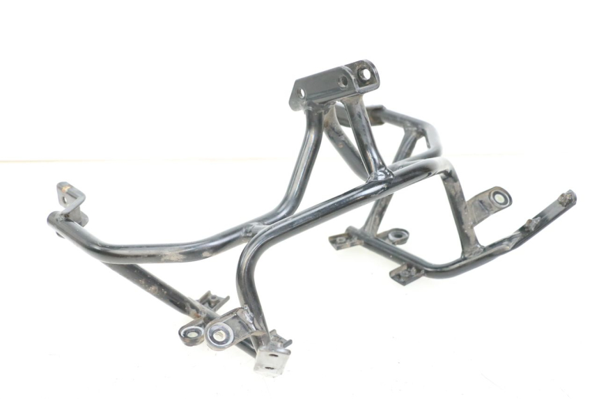 photo de FRONT FAIRING BRACKET HYOSUNG GTR 125 (2006 - 2008) - Zoom on usage condition
