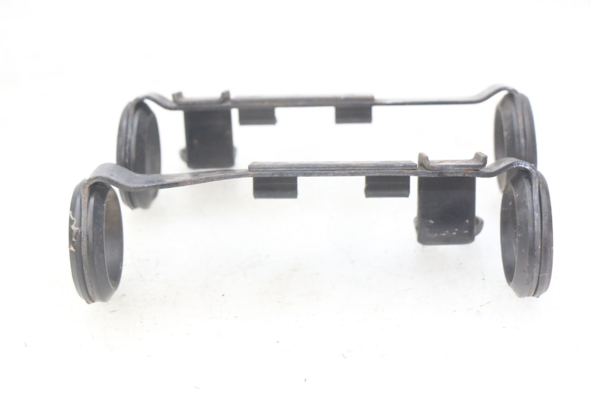 photo de TRIPLE TREE CLAMP SUZUKI SV N 650 (1999 - 2002) - Component detail