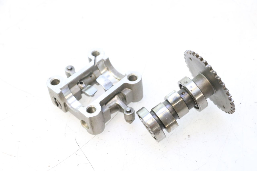 photo de CAMSHAFT KYMCO AGILITY 16+ 4T 50 (2018 - 2023) - Alternative perspective