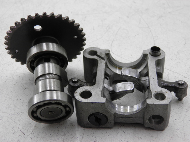 photo de CAMSHAFT BAOTIAN TRAVEL SPIRIT 50 (2010 - 2012) - Technical close-up