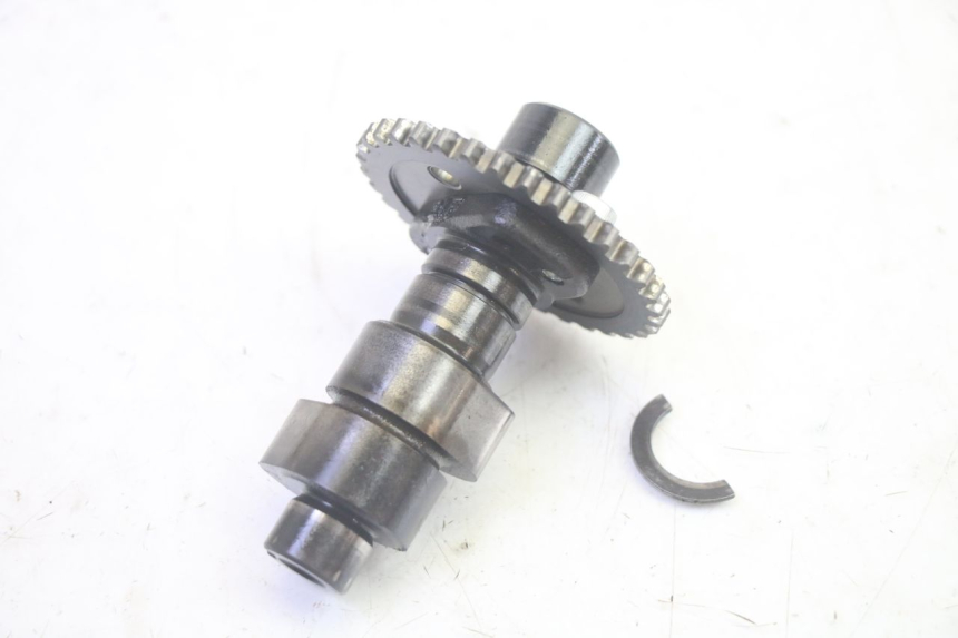 photo de CAMSHAFT SUZUKI BURGMAN 125 (2007 - 2014) - Alternative perspective
