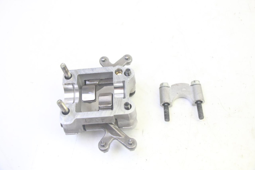 photo de CAMSHAFT SUZUKI BURGMAN 125 (2007 - 2014) - Surface and material condition