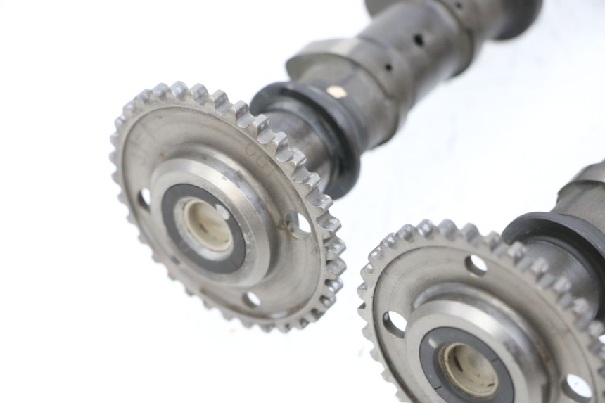 photo de CAMSHAFT SUZUKI BURGMAN EXECUTIVE ABS 650 (2006 - 2012) - Focus on structure