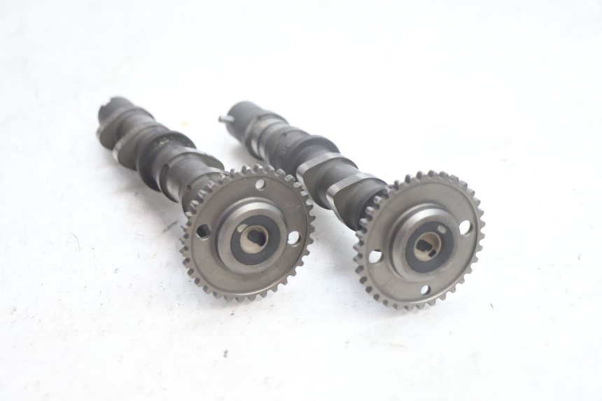 photo de CAMSHAFT SUZUKI BURGMAN EXECUTIVE ABS 650 (2006 - 2012) - Zoom on usage condition
