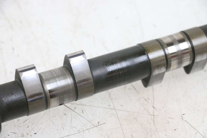 photo de CAMSHAFT YAMAHA FJR ABS 1300 (2006 - 2012) - Alternative perspective