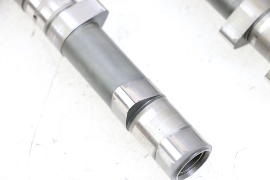 photo de CAMSHAFT YAMAHA FJR ABS 1300 (2006 - 2012) - Surface and material condition