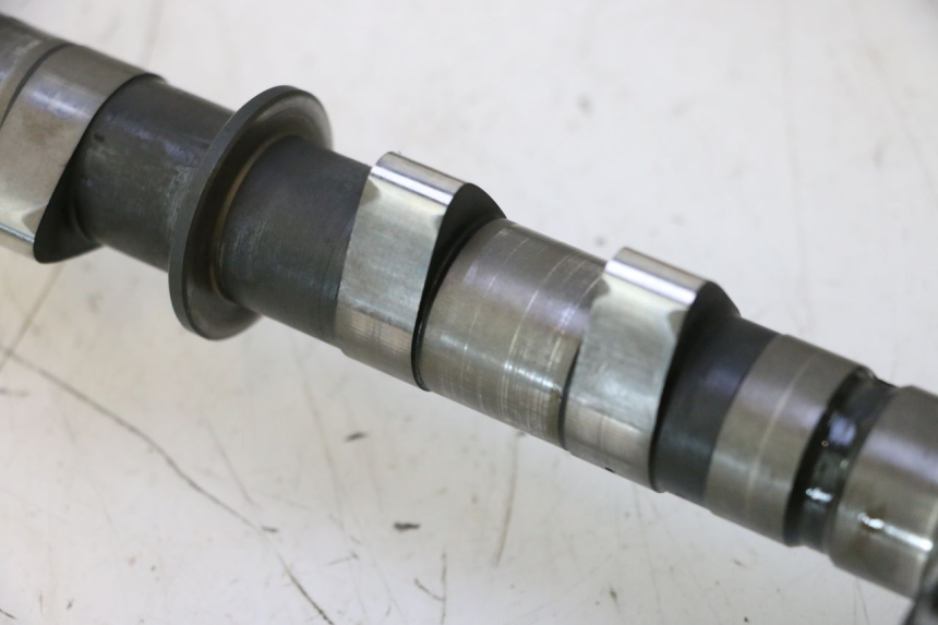 photo de CAMSHAFT YAMAHA FJR 1300 (2001 - 2005) - Fixing points details