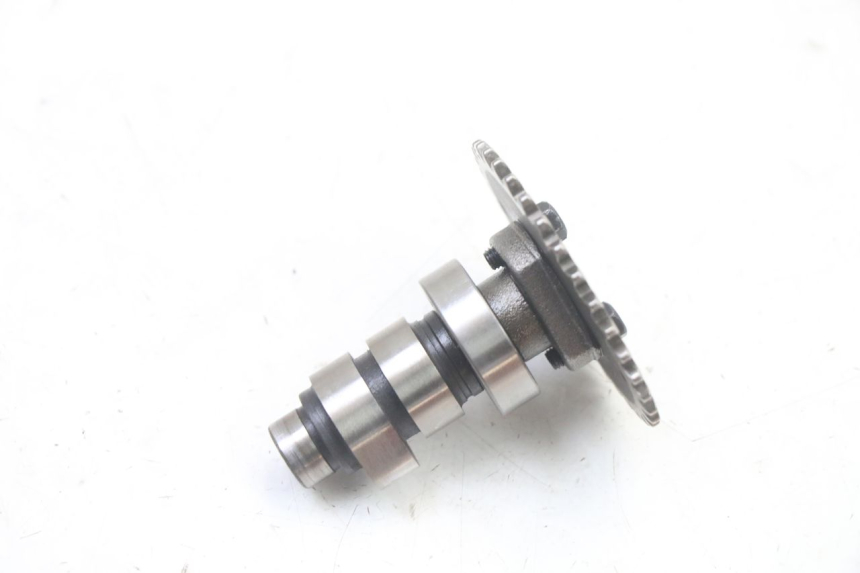 photo de CAMSHAFT PEUGEOT KISBEE 4T 50 (2010 - 2017) - Alternative perspective