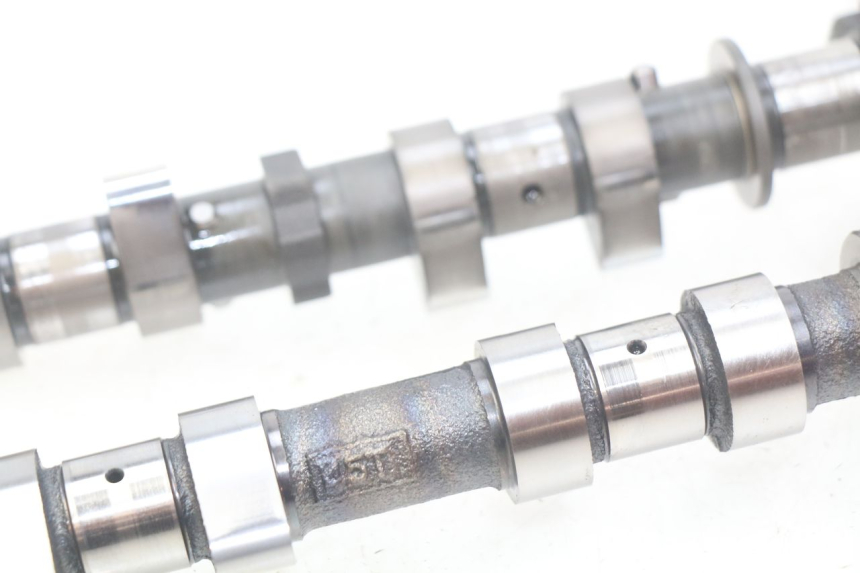 photo de CAMSHAFT YAMAHA MT-07 MT07 ABS 700 (2014 - 2017) - Alternative perspective