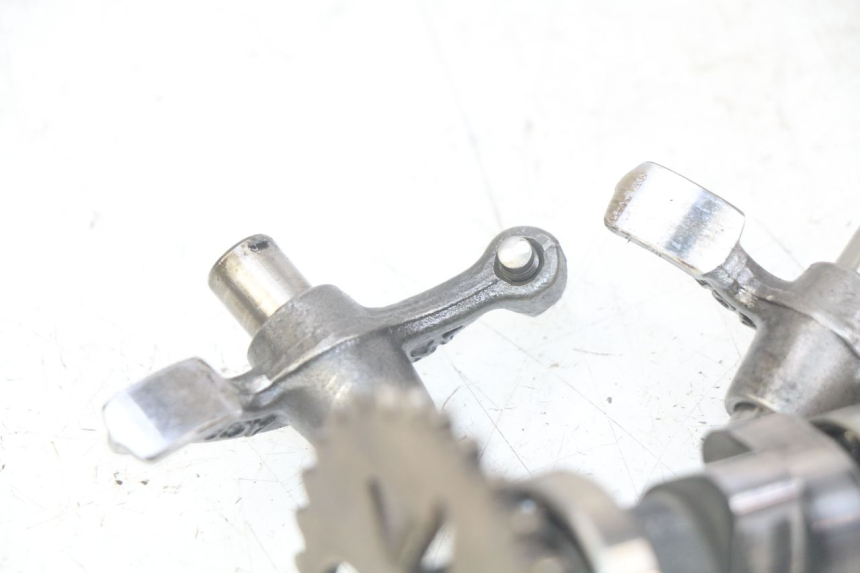 photo de CAMSHAFT SYM ORBIT 2 4T 50 (2018 - 2022) - Zoom on usage condition