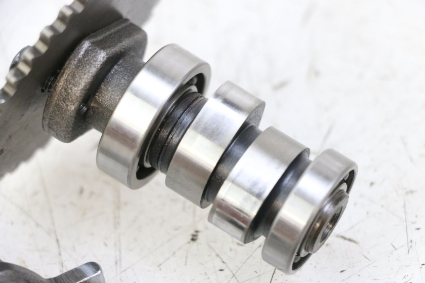 photo de CAMSHAFT PEUGEOT KISBEE 4T 50 (2018 - 2022) - Fixing points details