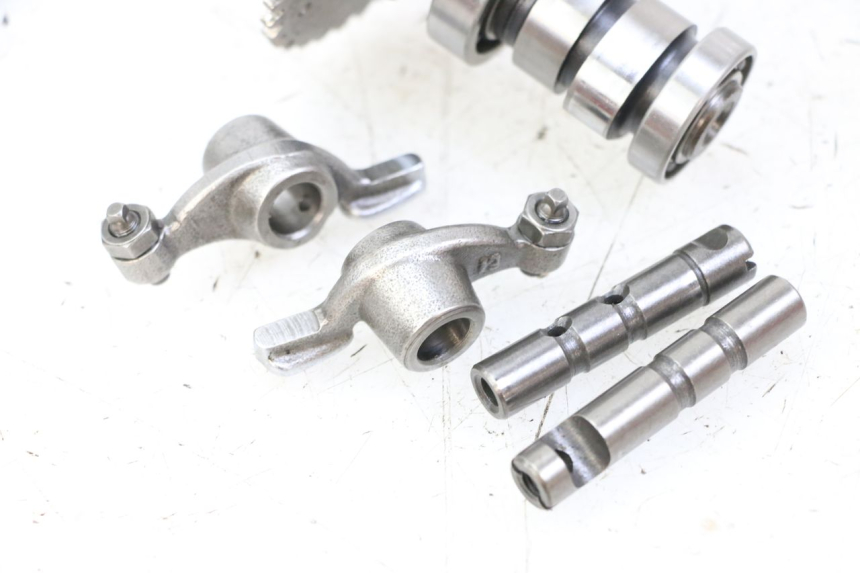 photo de CAMSHAFT PEUGEOT KISBEE 4T 50 (2018 - 2022) - Surface and material condition