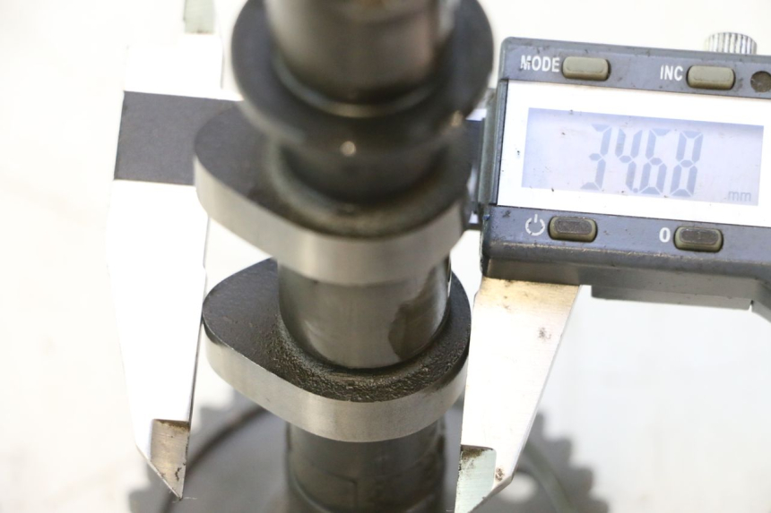 photo de CAMSHAFT SUZUKI SV S 650 (2003 - 2009) - Surface and material condition